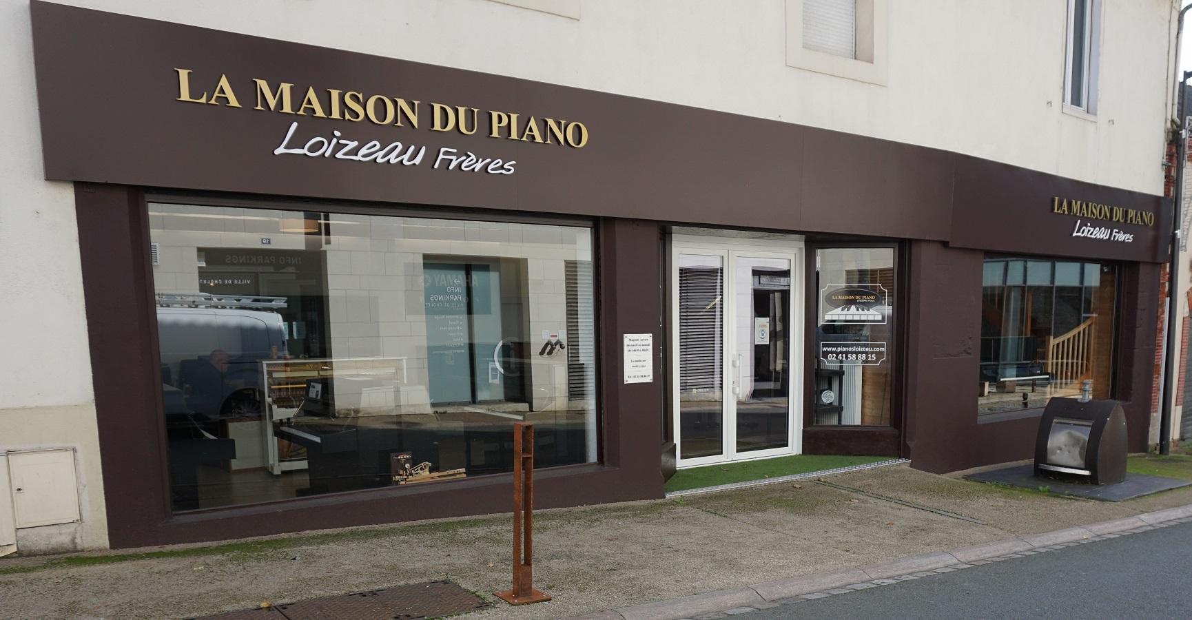 Réalisation d'une peinture de façade pour un hôtel à Cholet